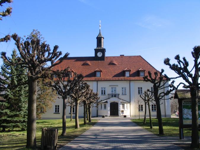 Gebäude der Grundschule Kleindehsa