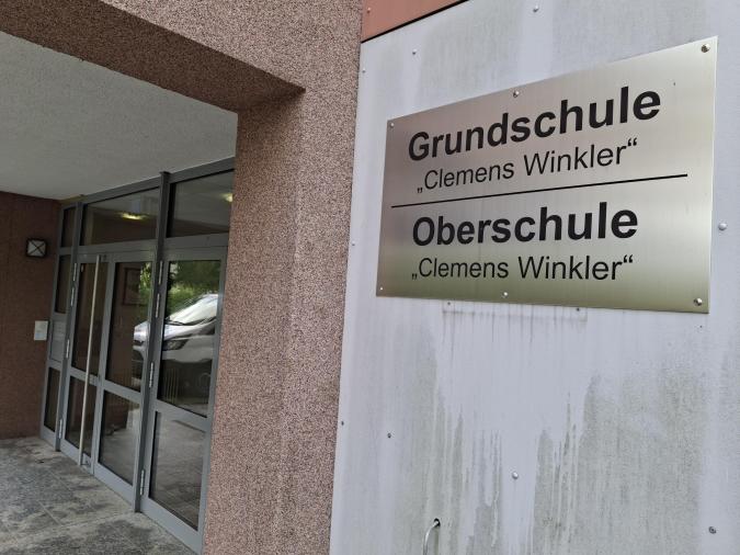 OS "Clemens Winkler" Freiberg, Eingang