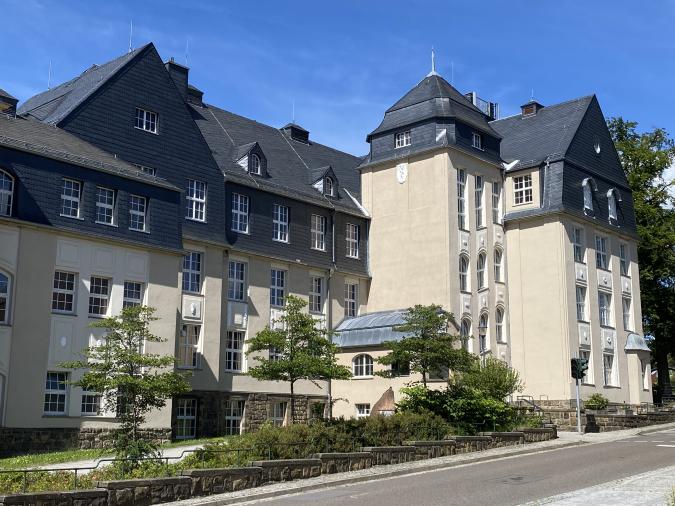 Schulgebäude an der Frankenberger Straße in Oederan