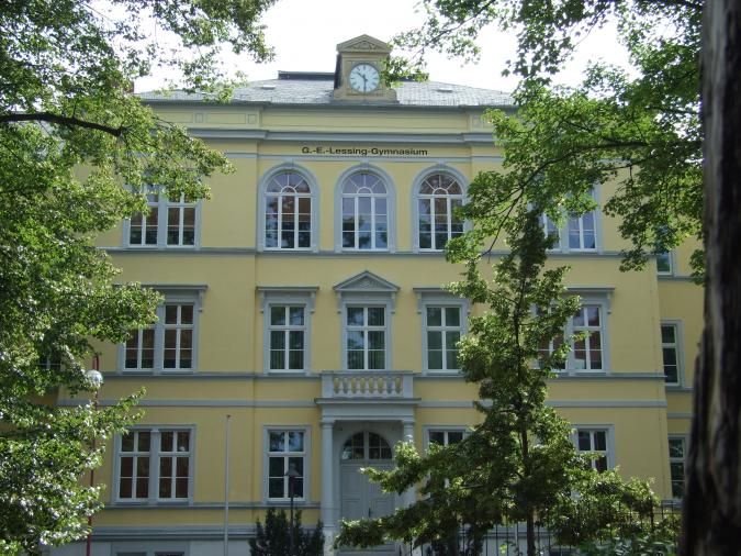 Hauptportal G.-E.-Lessing-Gymnasium Döbeln