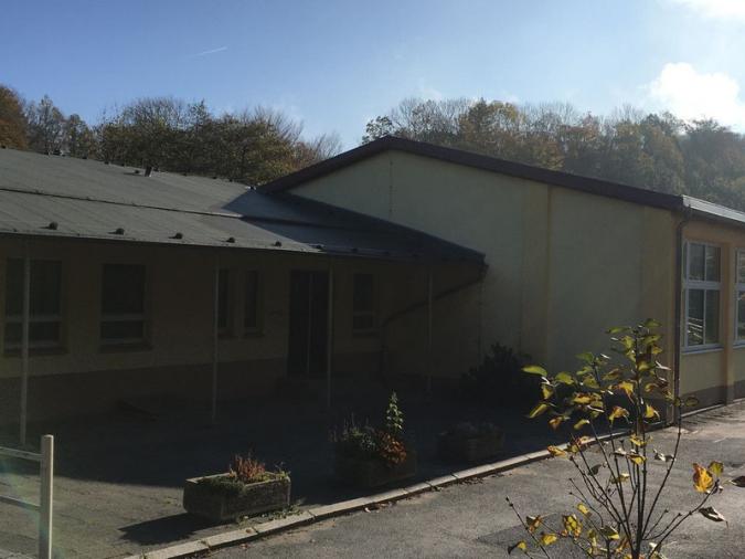 Sporthalle und Speiseraum