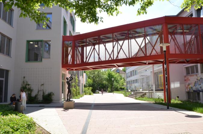 Freie Montessorischule Huckepack - Alt- und Neubau