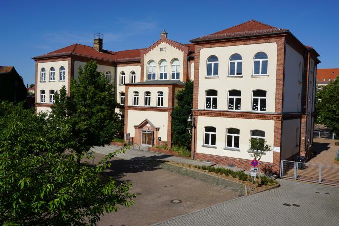 Schulgebäude der Leibniz-Grundschule Schkeuditz