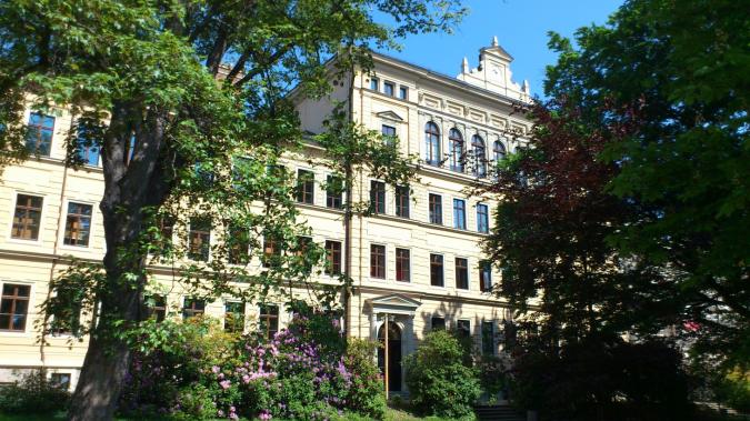 Vorderansicht der Robert-Härtwig-Schule