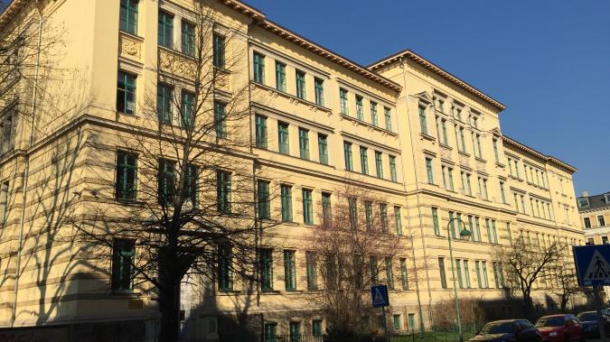 Schulgebäude 205. Schule