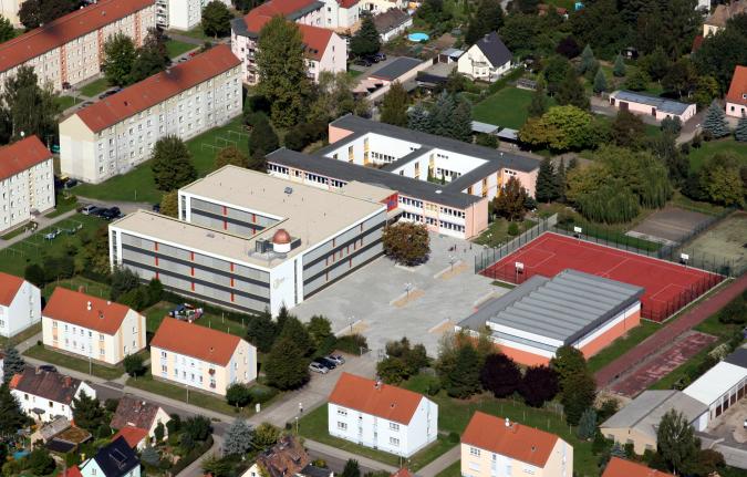 Luftbild des Schulgeländes des Wiprecht-Gymnasiums Groitzsch