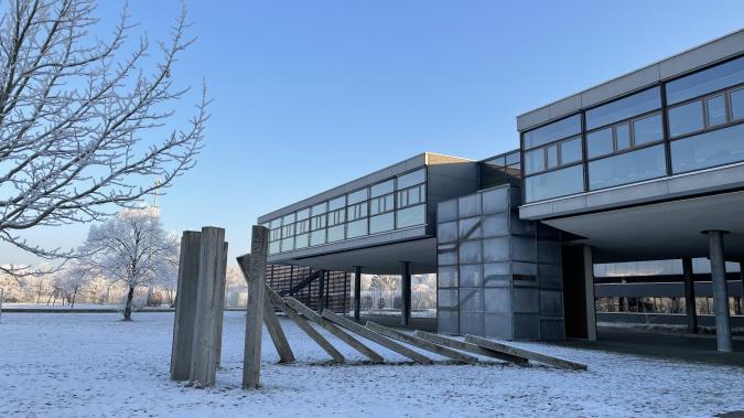 Vorderansicht des Lichtwer-Gymnasium