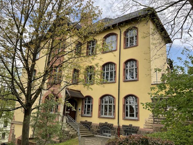 Der Haupteingang unserer Schule.